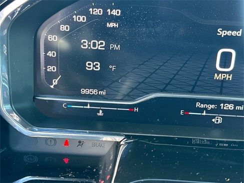 Used 2025 GMC Sierra 1500 Elevation image 19