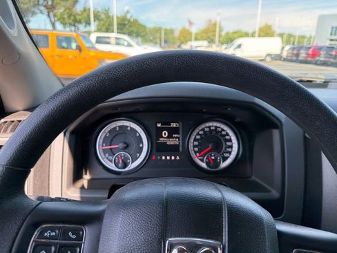 Used 2019 RAM 1500 Express w/ Express Value Package AWD/4WD image 10