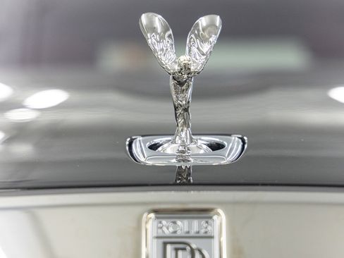 Used 2025 Rolls-Royce Ghost image 16