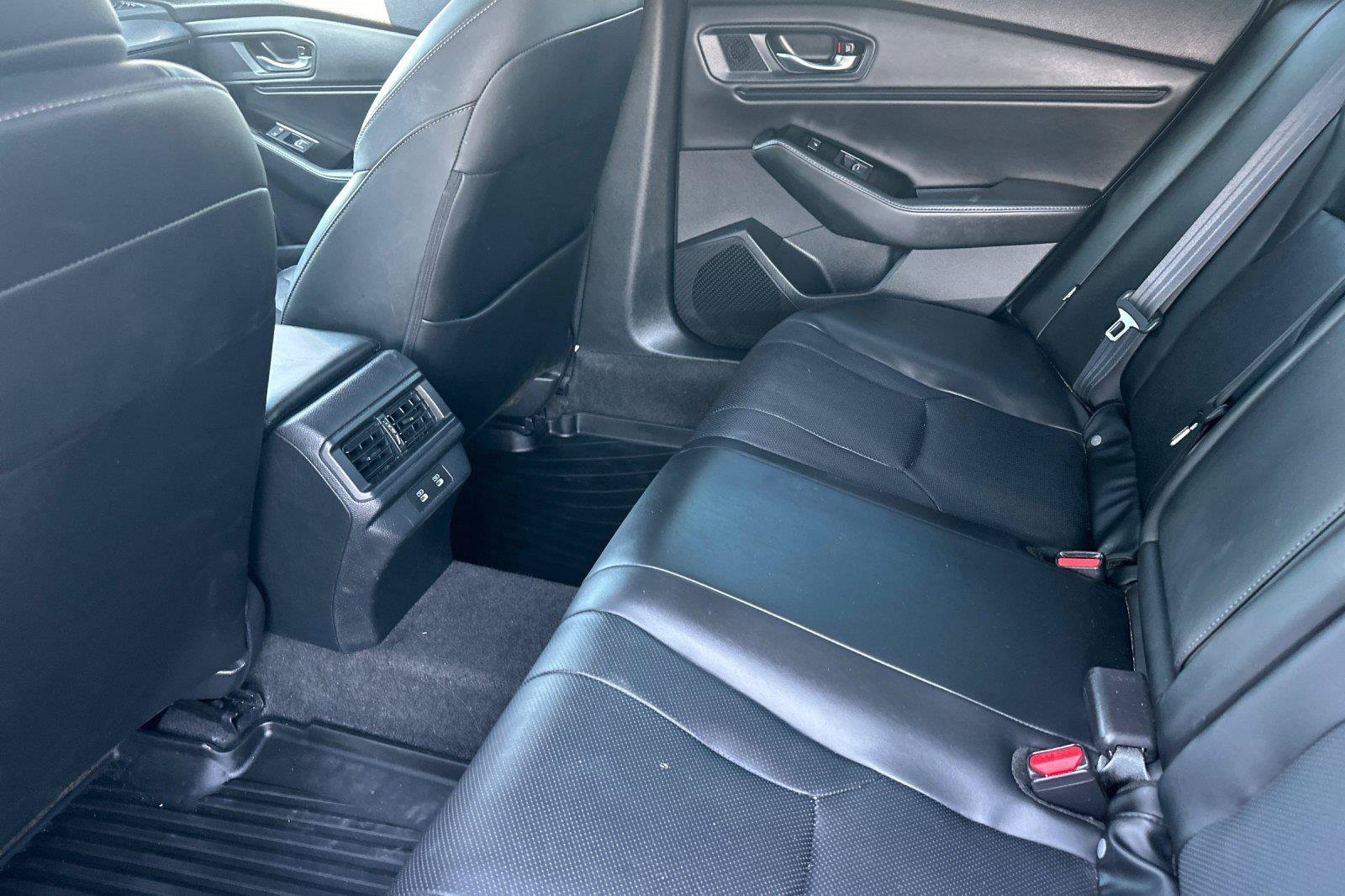 Used 2024 Honda Accord Touring image 11