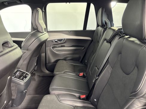 Used 2019 Volvo XC90 T6 R-Design w/ Advanced Package AWD/4WD image 24