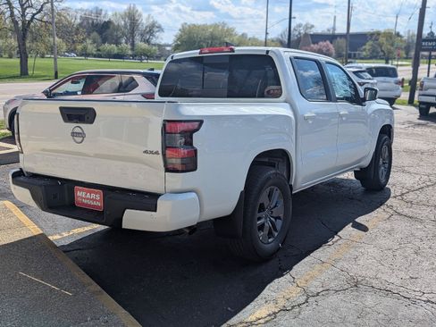 New 2026 Nissan Frontier SV AWD/4WD image 6
