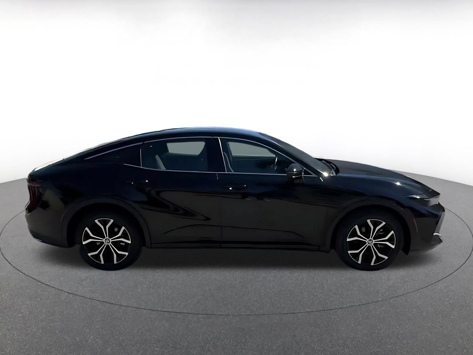 Used 2025 Toyota Crown AWD/4WD image 15