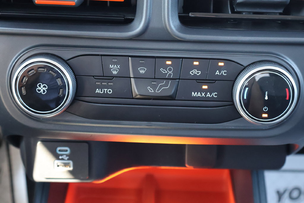 Used 2024 Ford Maverick XLT FWD image 14