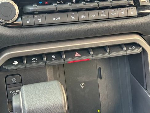 Certified 2025 Toyota Tundra Limited image 15