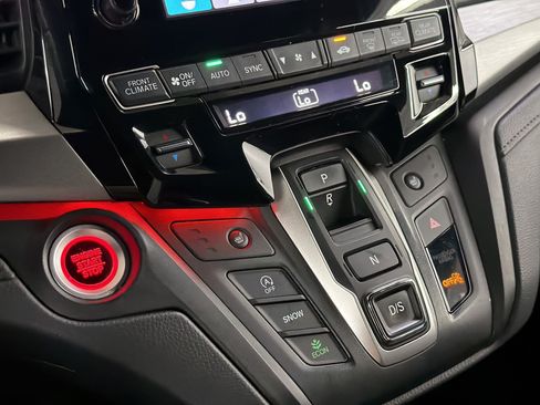 Certified 2024 Honda Odyssey Sport image 17