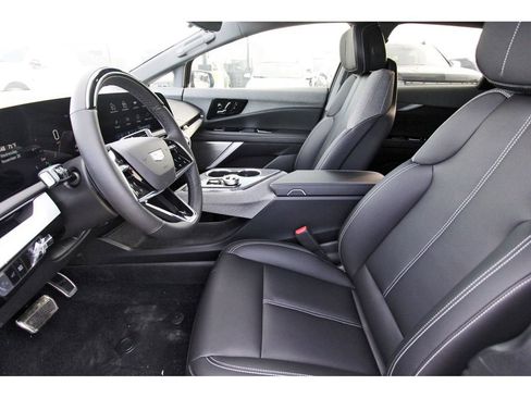 New 2026 Cadillac Optiq Luxury 1 image 6