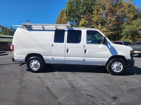 Used 2009 Ford E-150 and Econoline 150 image 6