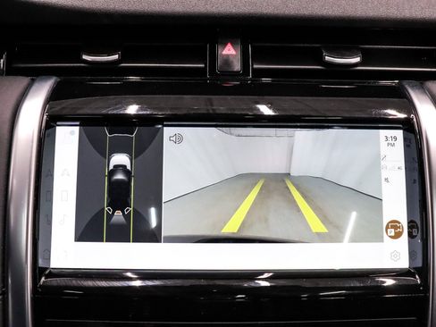 Used 2022 Land Rover Discovery Sport SE image 36