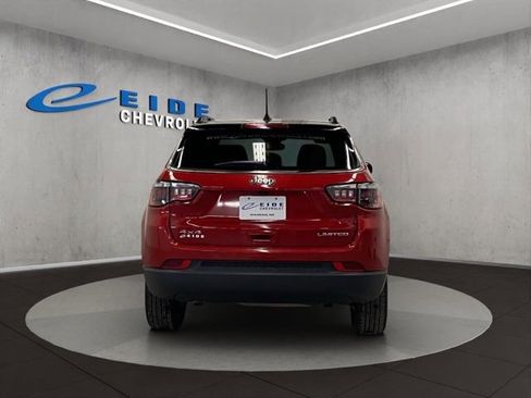 Used 2025 Jeep Compass Limited image 2