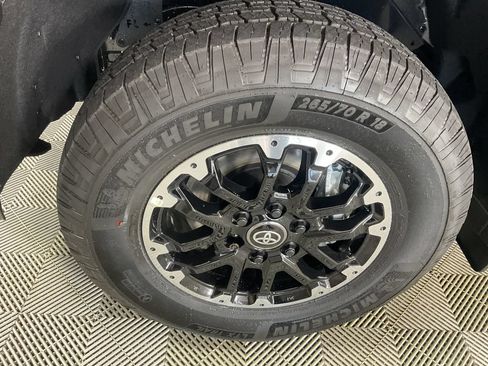 New 2026 Toyota Tundra SR5 w/ TRD Off-Road Package AWD/4WD image 4