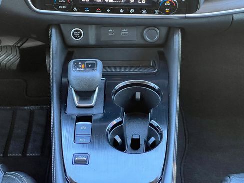 Used 2021 Nissan Rogue SL image 20