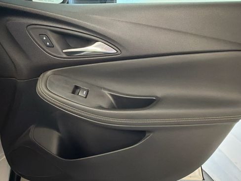 Used 2024 Buick Encore GX Preferred FWD image 28