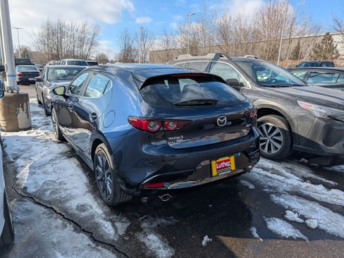 Used 2020 MAZDA MAZDA3 AWD Hatchback image 3