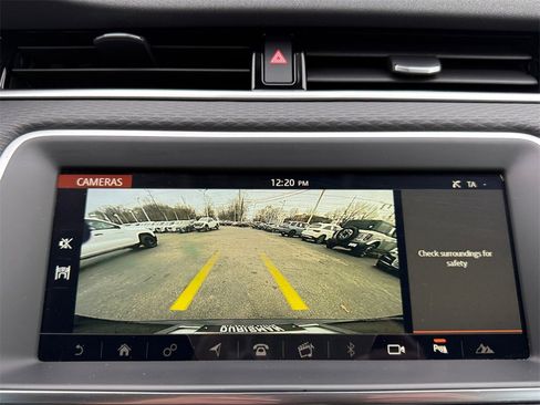 Used 2020 Land Rover Range Rover Evoque S image 15