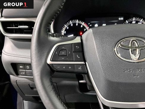 Certified 2025 Toyota Highlander XLE AWD/4WD image 24