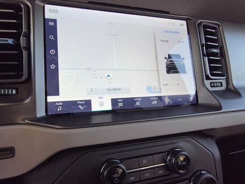 Used 2024 Ford Bronco Wildtrak image 16