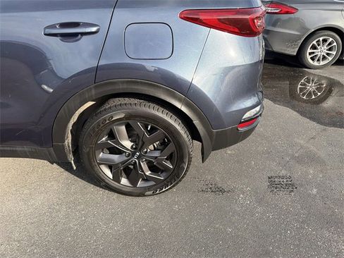 Used 2022 Kia Sportage LX w/ LX FWD Value Edition Package image 7