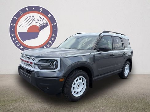 New 2026 Ford Bronco Sport Heritage w/ Convenience Package AWD/4WD image 2