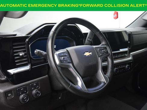 Used 2024 Chevrolet Silverado 1500 LT AWD/4WD image 16