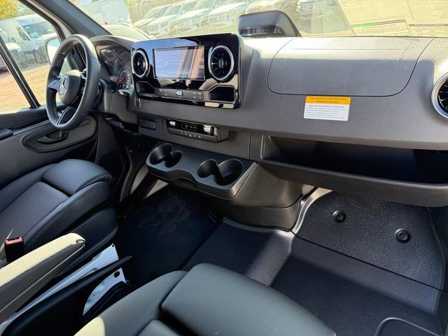 New 2026 Mercedes-Benz Sprinter 2500 image 24