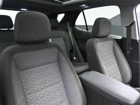 Used 2024 Chevrolet Equinox LT image 27