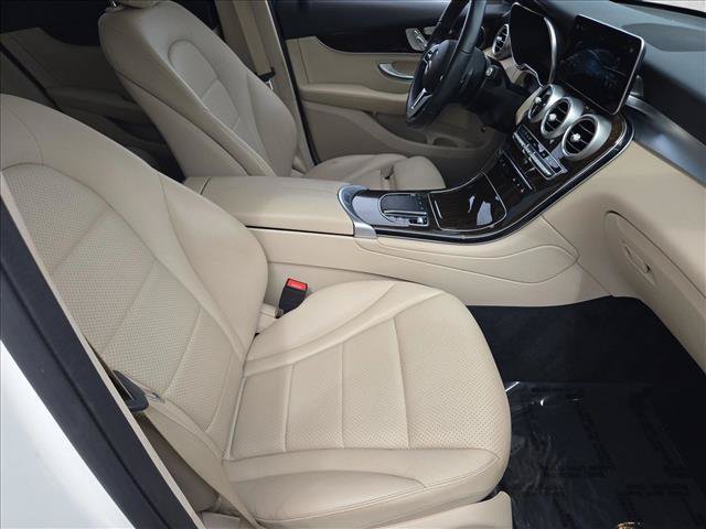 Used 2022 Mercedes-Benz GLC 300 image 20