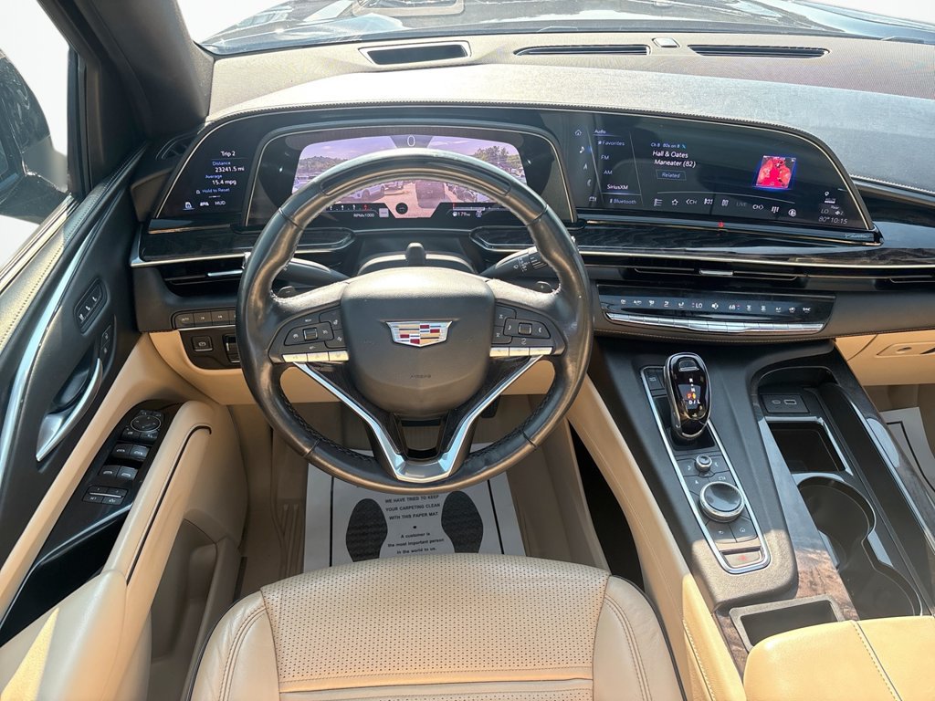 Used 2023 Cadillac Escalade Premium Luxury w/ Performance Package AWD/4WD image 24