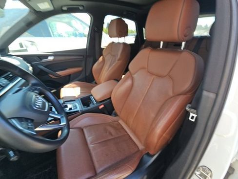 Used 2021 Audi Q5 2.0T Premium Plus AWD/4WD image 2