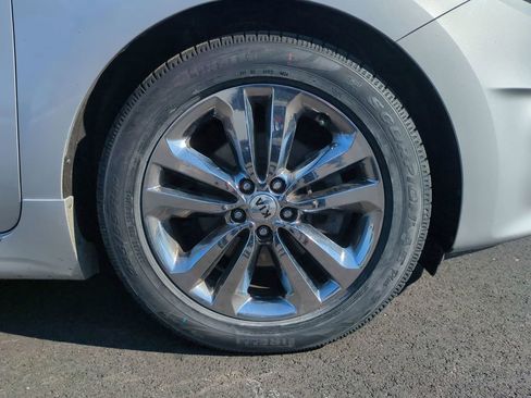 Used 2018 Kia Sedona SX Limited w/ SX Limited Prestige Package image 11