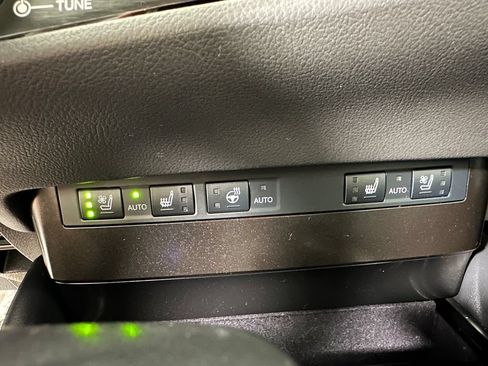 Used 2023 Lexus ES 250 w/ Premium Package AWD/4WD image 33