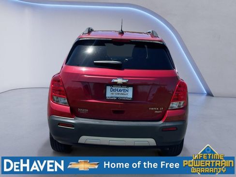 Used 2015 Chevrolet Trax LT w/ LT Sun and Sound Package AWD/4WD image 5