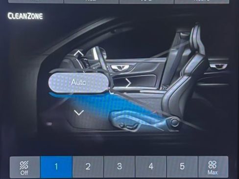 Used 2024 Volvo S60 T8 Ultimate image 24