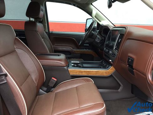 Used 2016 Chevrolet Silverado 3500 High Country w/ Duramax Plus Package image 42