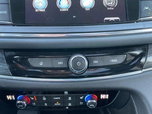 Used 2019 Buick Enclave Premium w/ Experience Buick Package AWD/4WD image 26