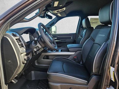 New 2026 RAM 2500 Laramie AWD/4WD image 4