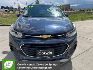 Used 2019 Chevrolet Trax LT w/ Sun & Sound Package AWD/4WD video 2