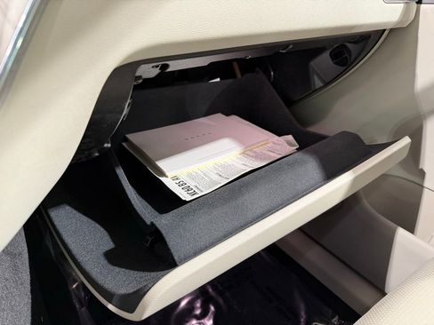 Used 2022 Volvo XC60 B5 Inscription w/ Advanced Package image 31