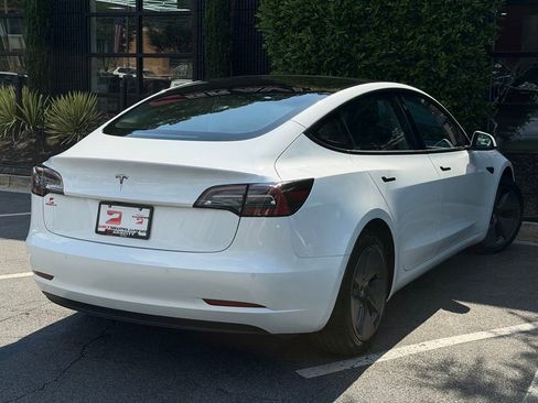 Used 2021 Tesla Model 3 Standard Range Plus RWD image 12