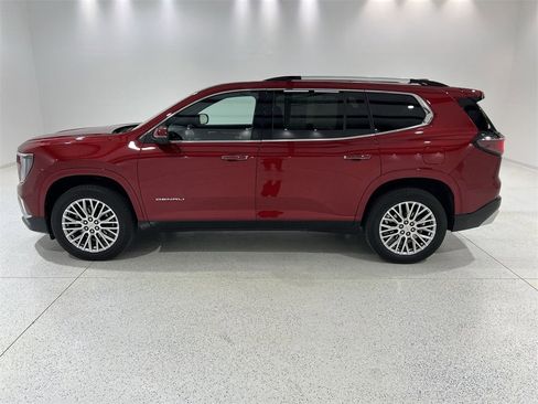 Used 2024 GMC Acadia Denali w/ LPO, Floor Liner Package image 5