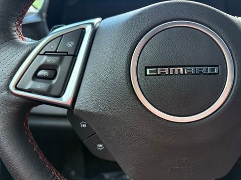 Used 2016 Chevrolet Camaro SS RWD image 15