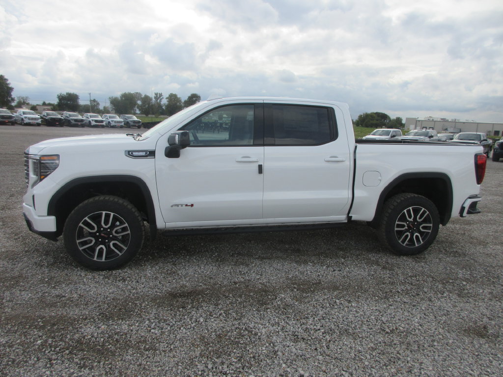 New 2026 GMC Sierra 1500 AT4 w/ AT4 Premium Package AWD/4WD image 9