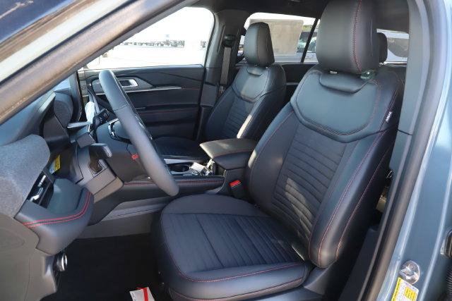 New 2027 Ford Explorer ST-Line AWD/4WD image 13
