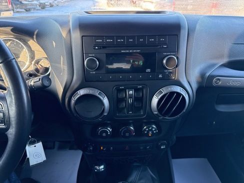 Used 2017 Jeep Wrangler Unlimited Sport w/ Quick Order Package 23S image 8