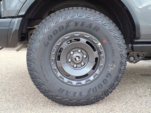 New 2025 Ford Bronco Badlands w/ Sasquatch Package image 7