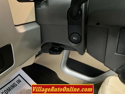 Used 2014 Ford F150 Lariat w/ Equipment Group 502A Luxury image 21