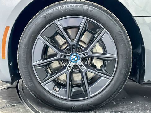 Used 2023 BMW i4 eDrive35 w/ Premium Package image 26