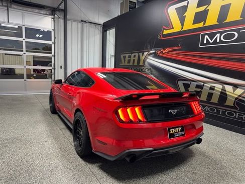 Used 2019 Ford Mustang Premium RWD image 11