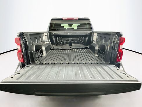Used 2023 Chevrolet Silverado 1500 LT AWD/4WD image 28