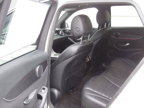 Used 2022 Mercedes-Benz GLC 300 4MATIC image 14